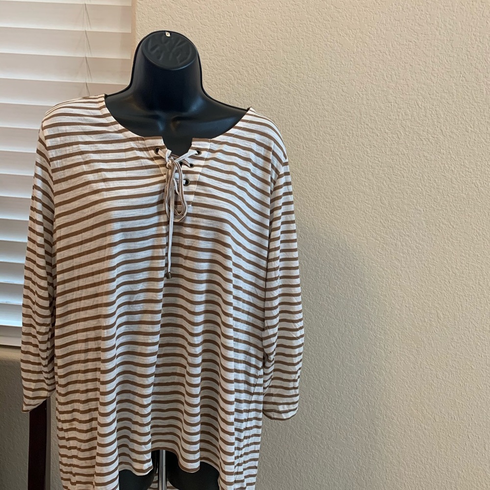 Plus size blouse